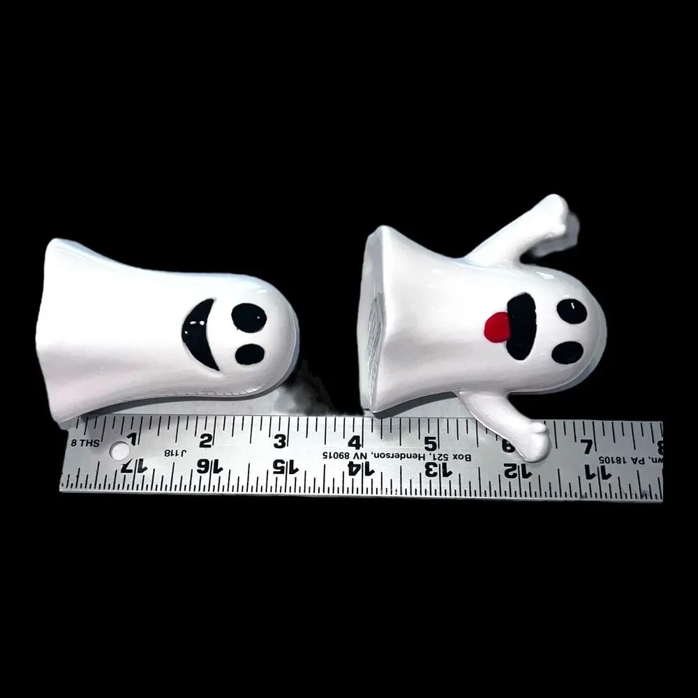 Jack ‘O Lantern Lane Spooky Cute Ghosts Ceramic Halloween Salt & Pepper Shakers